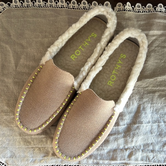 Women's Rothy's Slippers NWOT - Picture 10 of 13